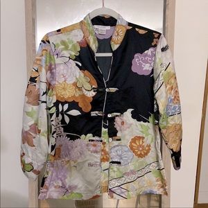 Silk inspired Natori pajama top 🌷